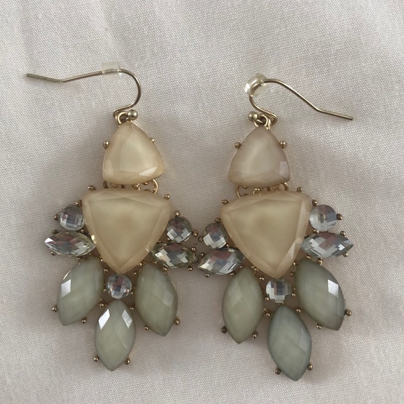 Earring bundle - Picture 3 of 4